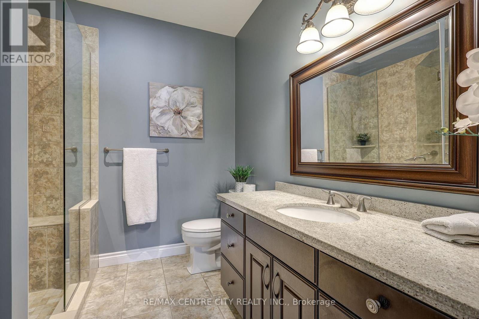 Ensuite Bath - 101 - 5 Woodhaven Drive, Tillsonburg, ON - Indoor Photo Showing Bathroom