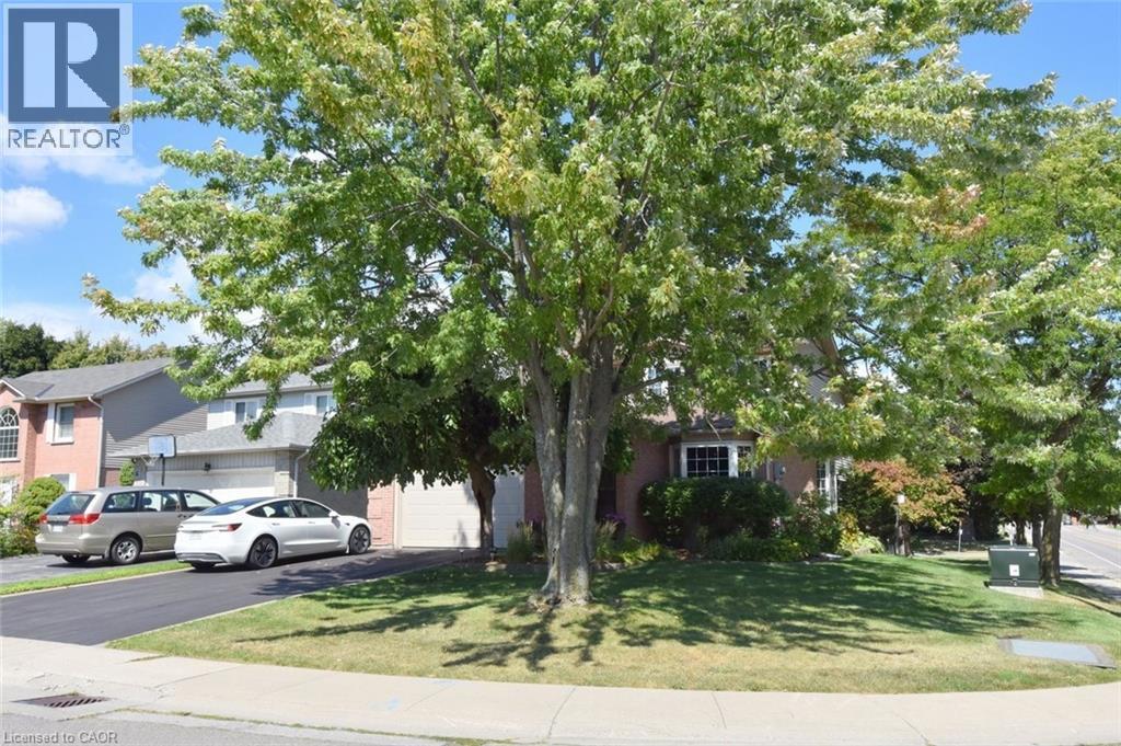 2 Novoco Drive, Hamilton, ON - Outdoor