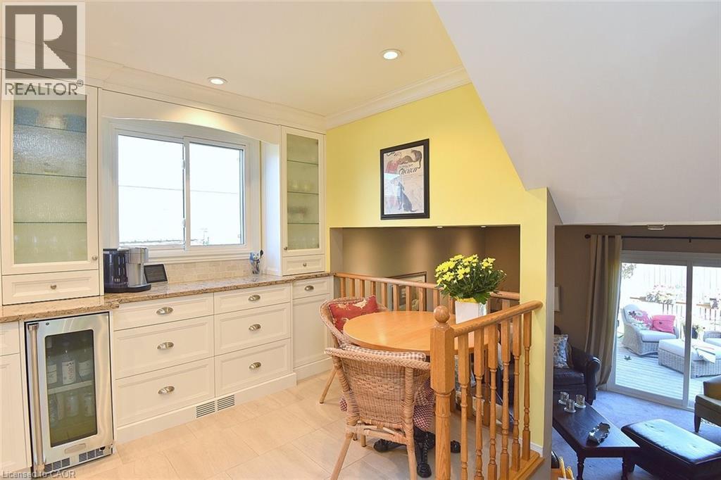2 Novoco Drive, Hamilton, ON - Indoor