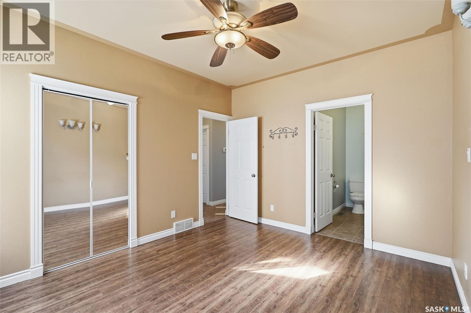 540 Ens Crescent, Warman, SK - Indoor Photo Showing Other Room