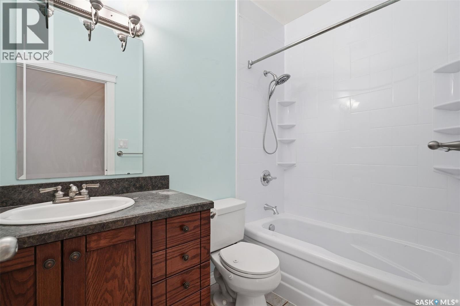 540 Ens Crescent, Warman, SK - Indoor Photo Showing Bathroom