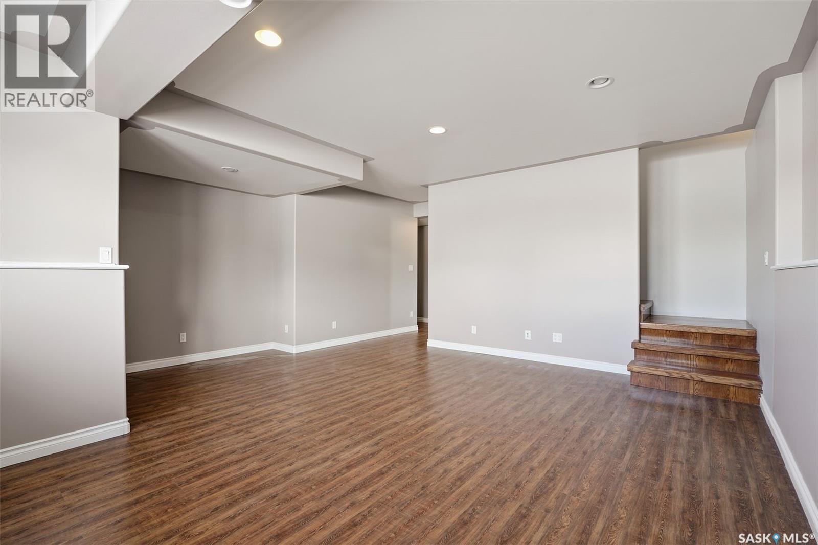 540 Ens Crescent, Warman, SK - Indoor Photo Showing Other Room