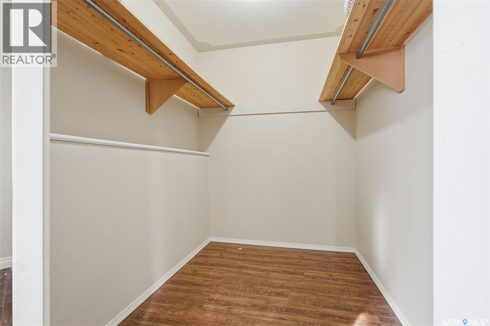 540 Ens Crescent, Warman, SK - Indoor