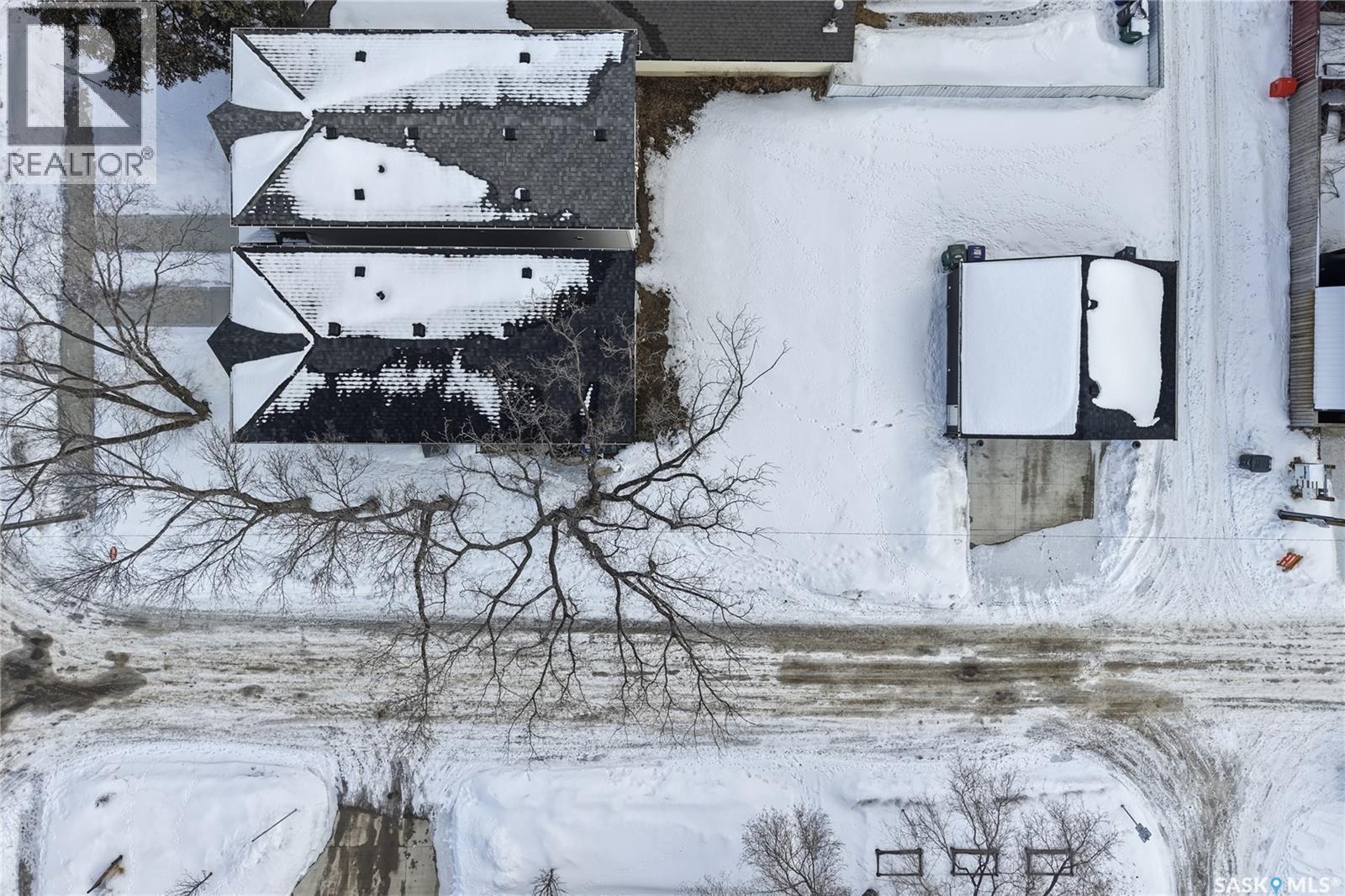 1200 14Th Street E, Saskatoon, SK - Outdoor