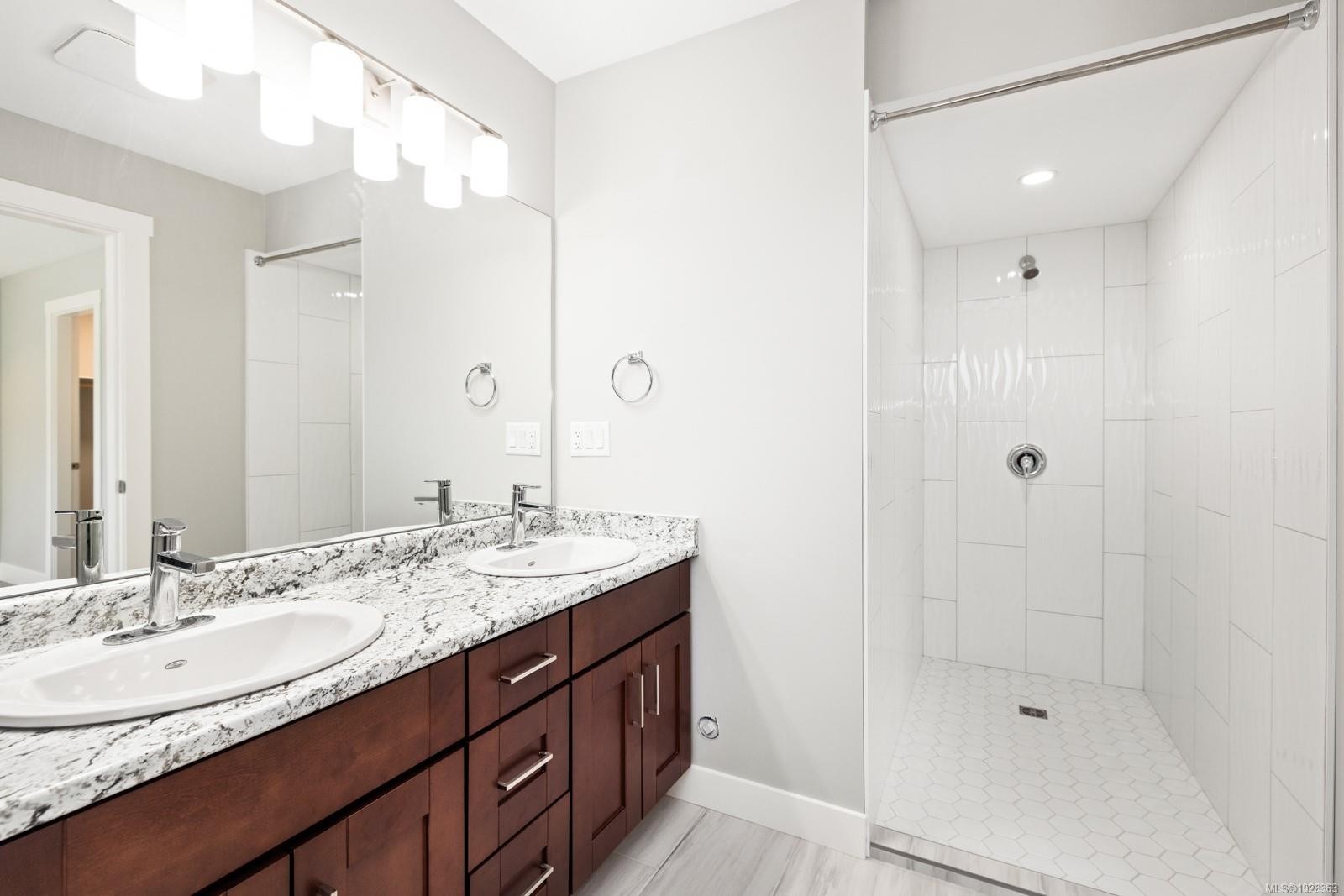 112-2899 River Rd, Chemainus, BC