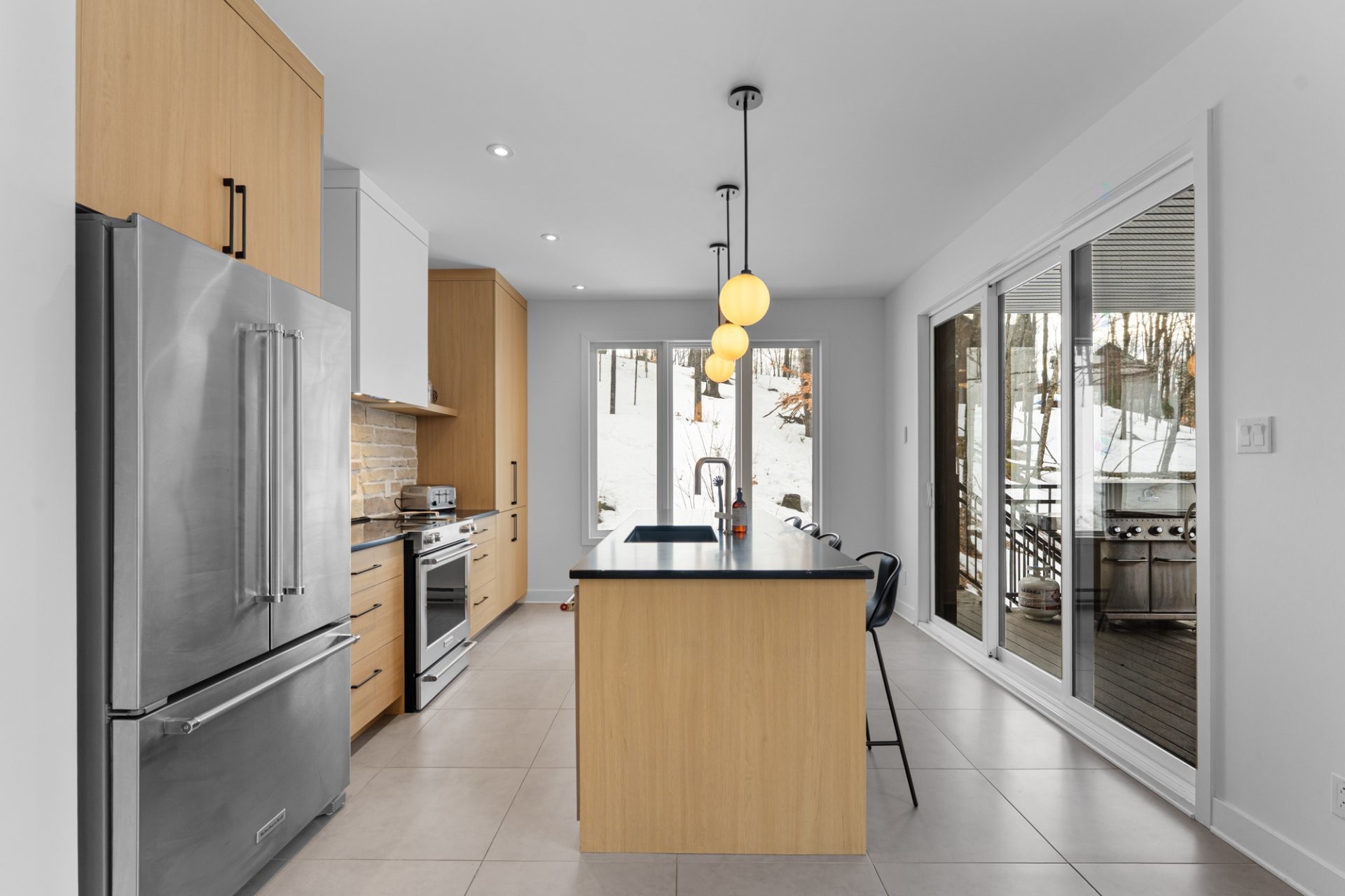 Cuisine - 190 Allée Du 2E, Mont-Blanc, QC - Indoor Photo Showing Kitchen With Upgraded Kitchen