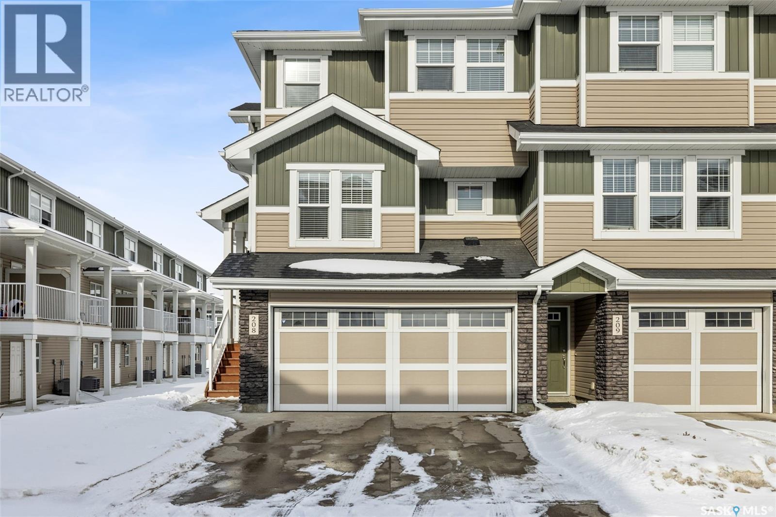 208 1220 Pringle Way, Saskatoon, SK - Outdoor With Facade