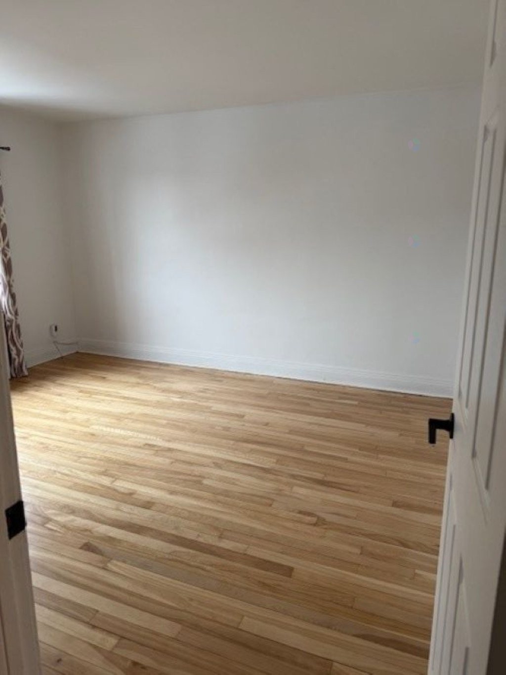 Bedroom - 3-9205 Rue Waverly, Montréal (Ahuntsic-Cartierville), QC - Indoor Photo Showing Other Room