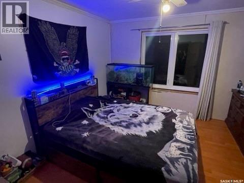 58 2Nd Street, Tompkins, SK - Indoor Photo Showing Bedroom