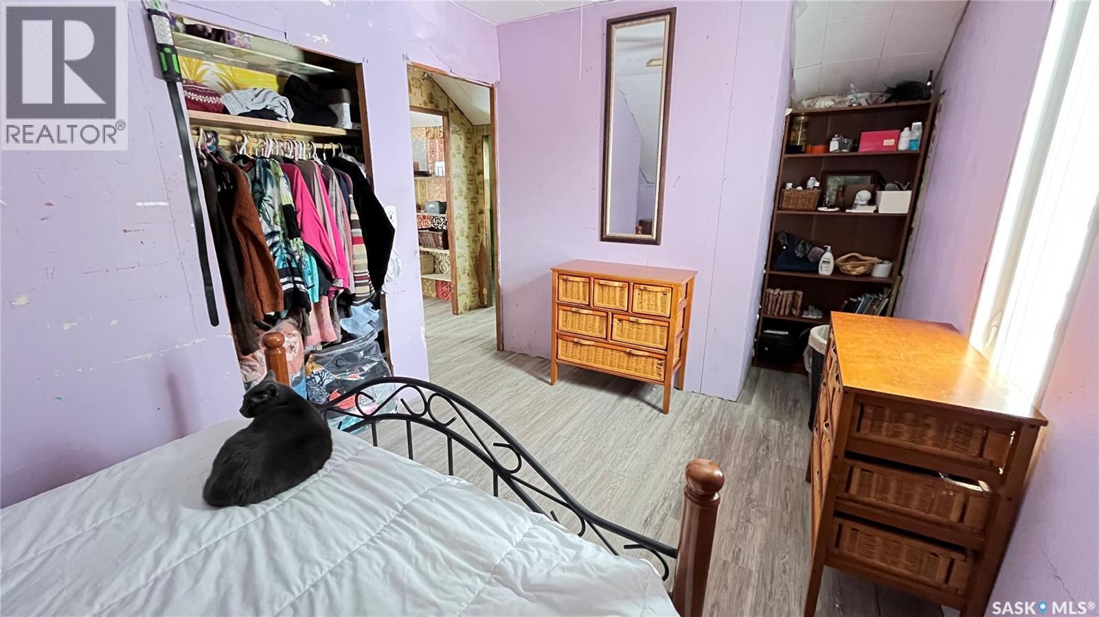 58 2Nd Street, Tompkins, SK - Indoor Photo Showing Bedroom