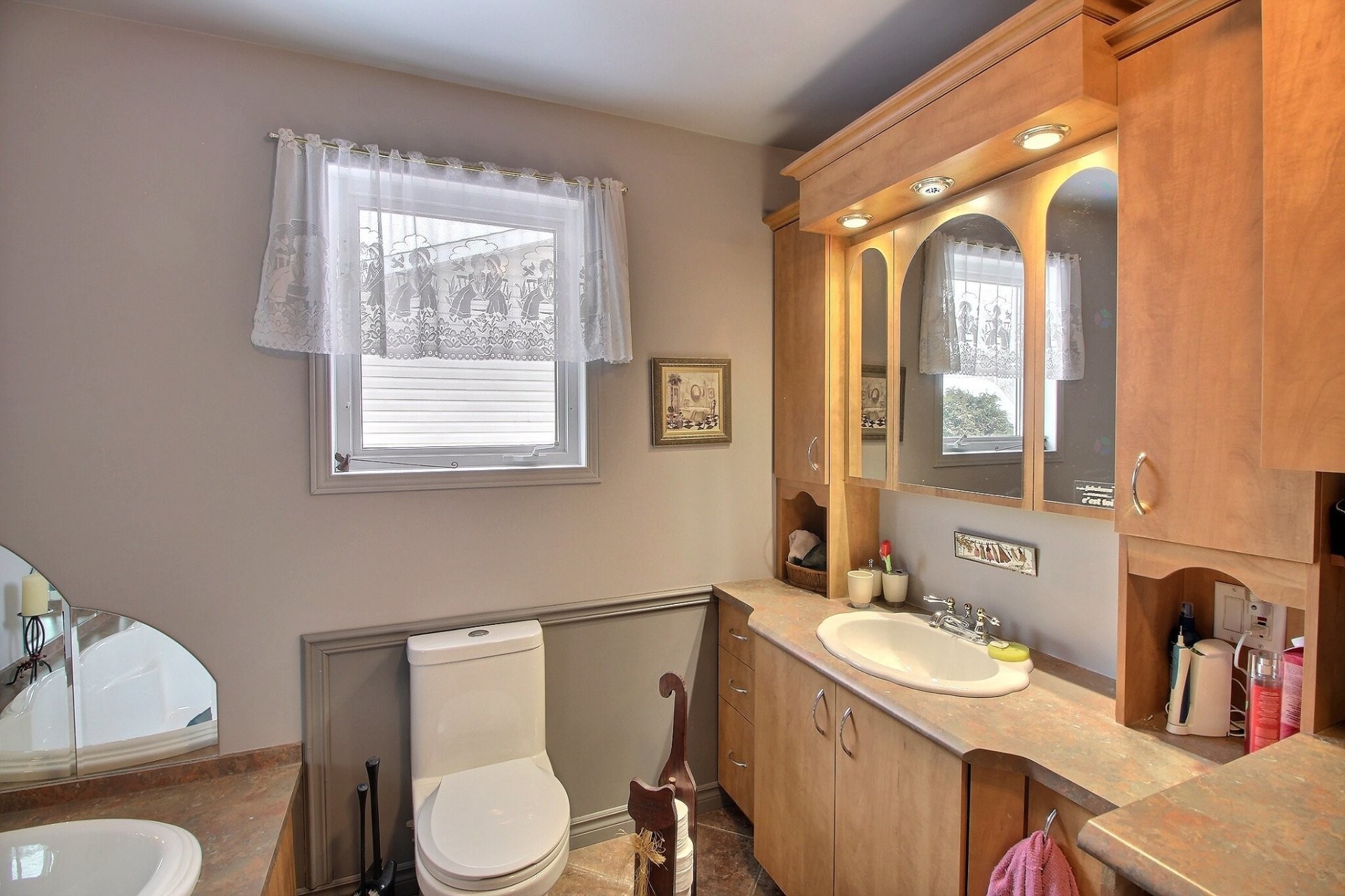 Salle de bains - 38 Av. Renaud, Rouyn-Noranda, QC - Indoor Photo Showing Bathroom