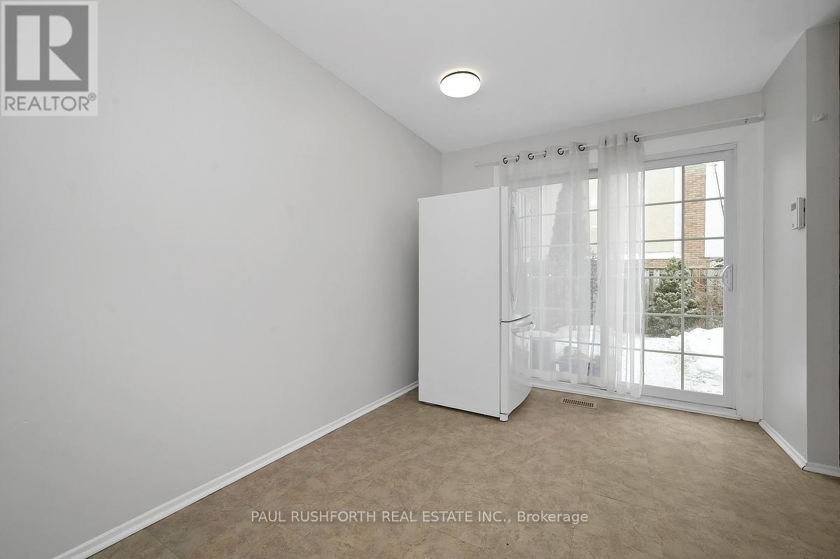 Kitchen - 1107 Meadowlands Drive, Ottawa, ON - Indoor Photo Showing Other Room