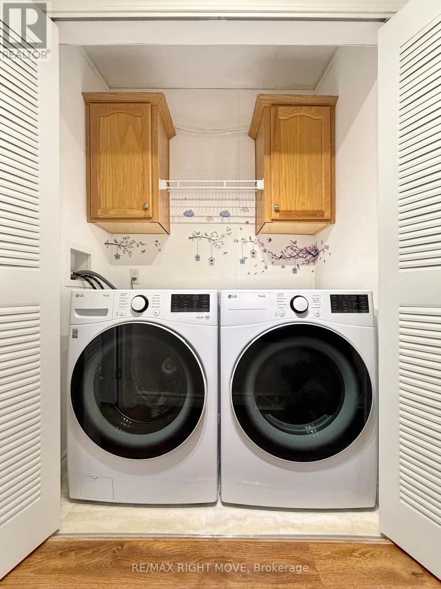 Laundry Room - 4041 Ash Crescent, Severn, ON