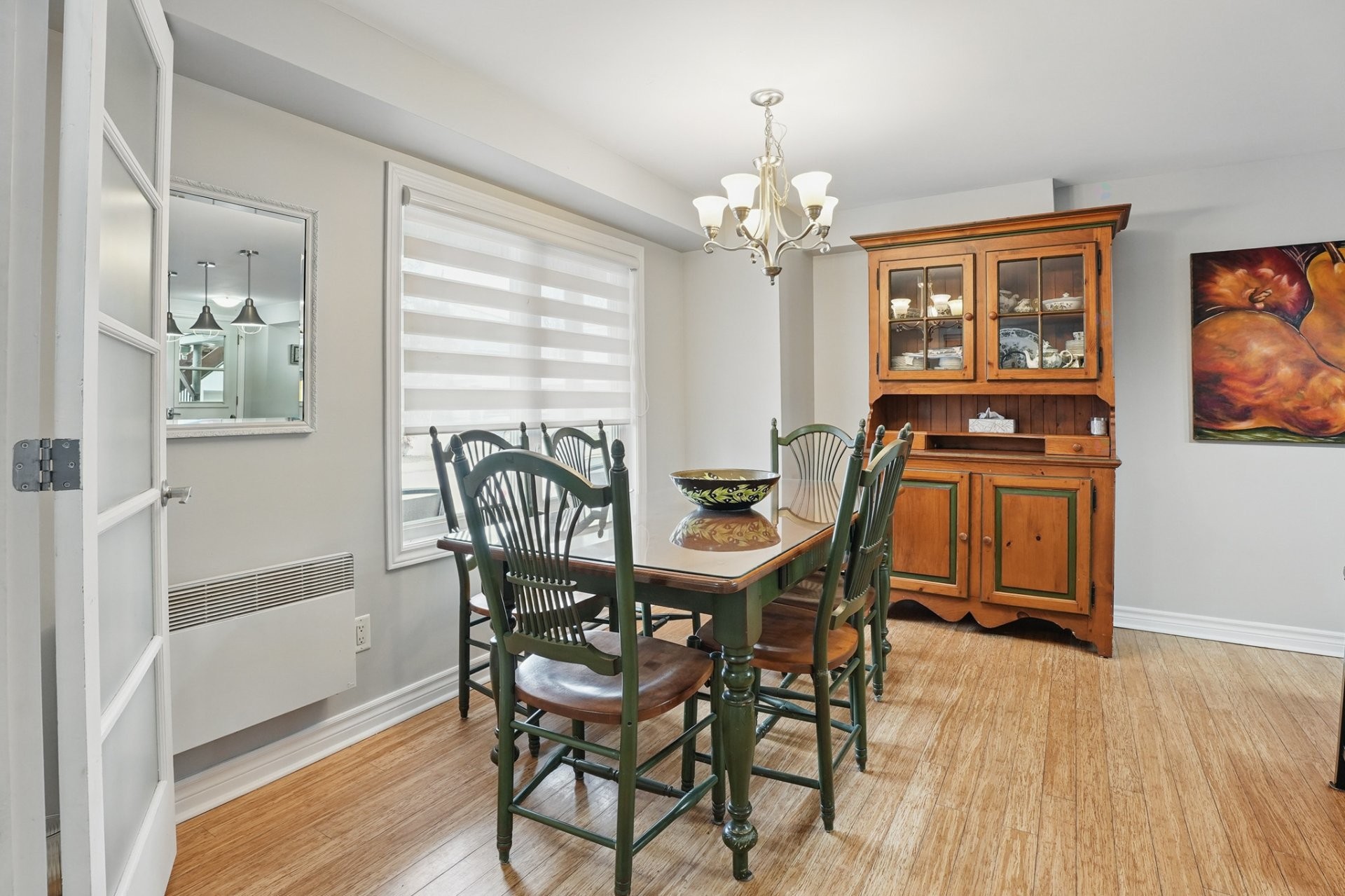 Salle à manger - 99 Rue Wìgwàs, Gatineau (Hull), QC - Indoor Photo Showing Dining Room