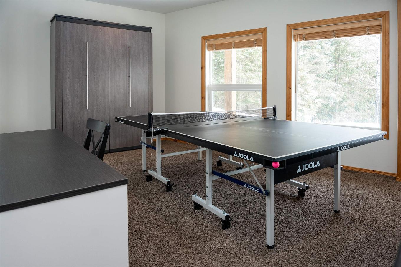 220D Phantom Drive, Kenora, ON - Indoor Photo Showing Other Room