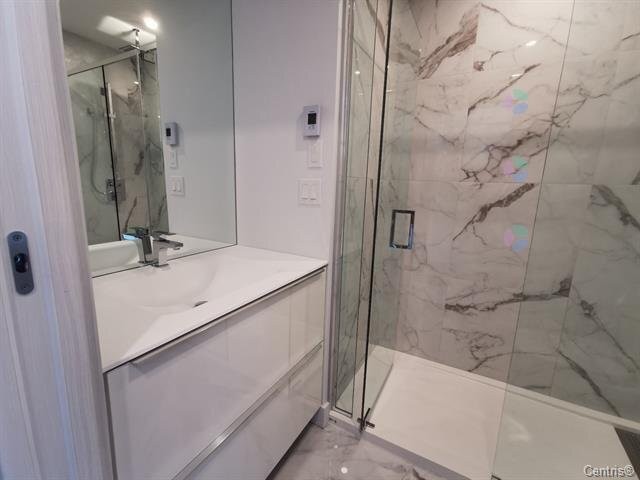 Bathroom - 1707-1400 Boul. René-Lévesque O., Montréal (Ville-Marie), QC - Indoor Photo Showing Bathroom