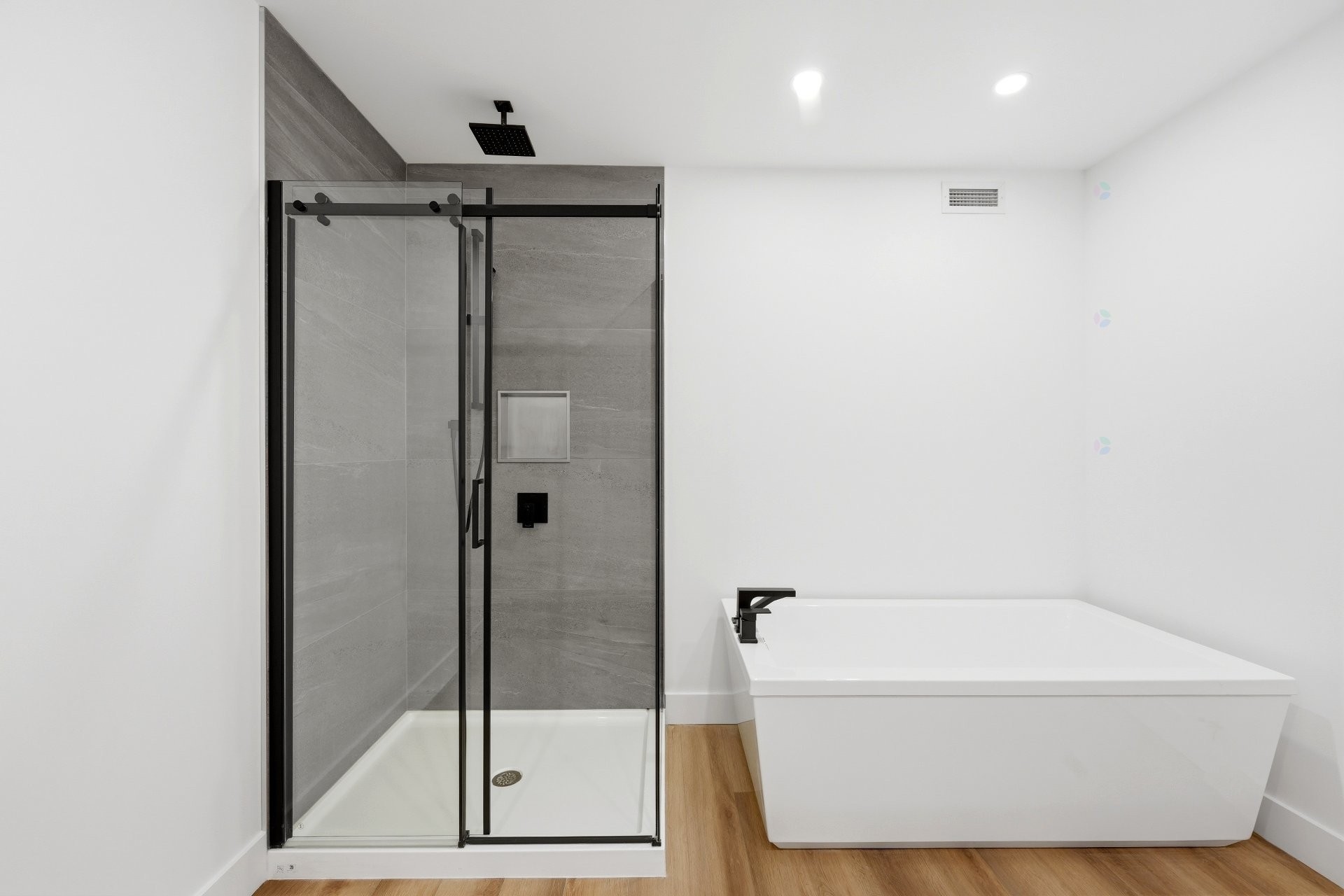 Salle de bains - 137 Av. Querbes, Montréal (Outremont), QC - Indoor Photo Showing Bathroom