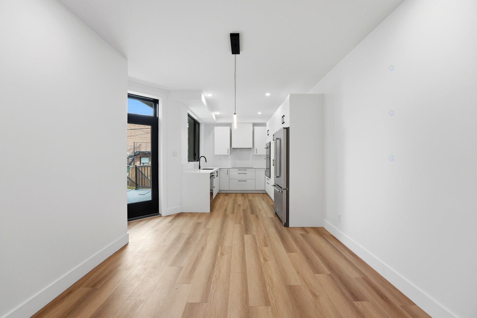 Vue d'ensemble - 137 Av. Querbes, Montréal (Outremont), QC - Indoor