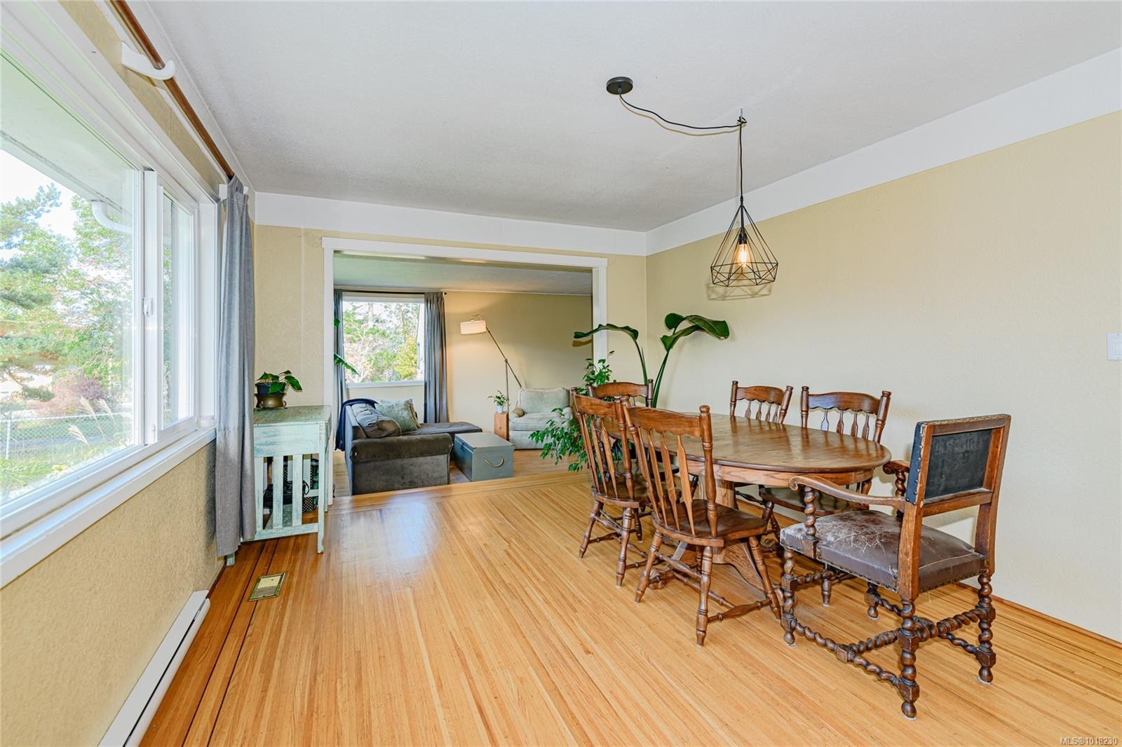 273 Maliview Dr, Salt Spring, BC