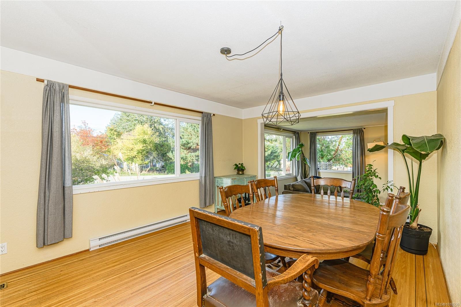 273 Maliview Dr, Salt Spring, BC