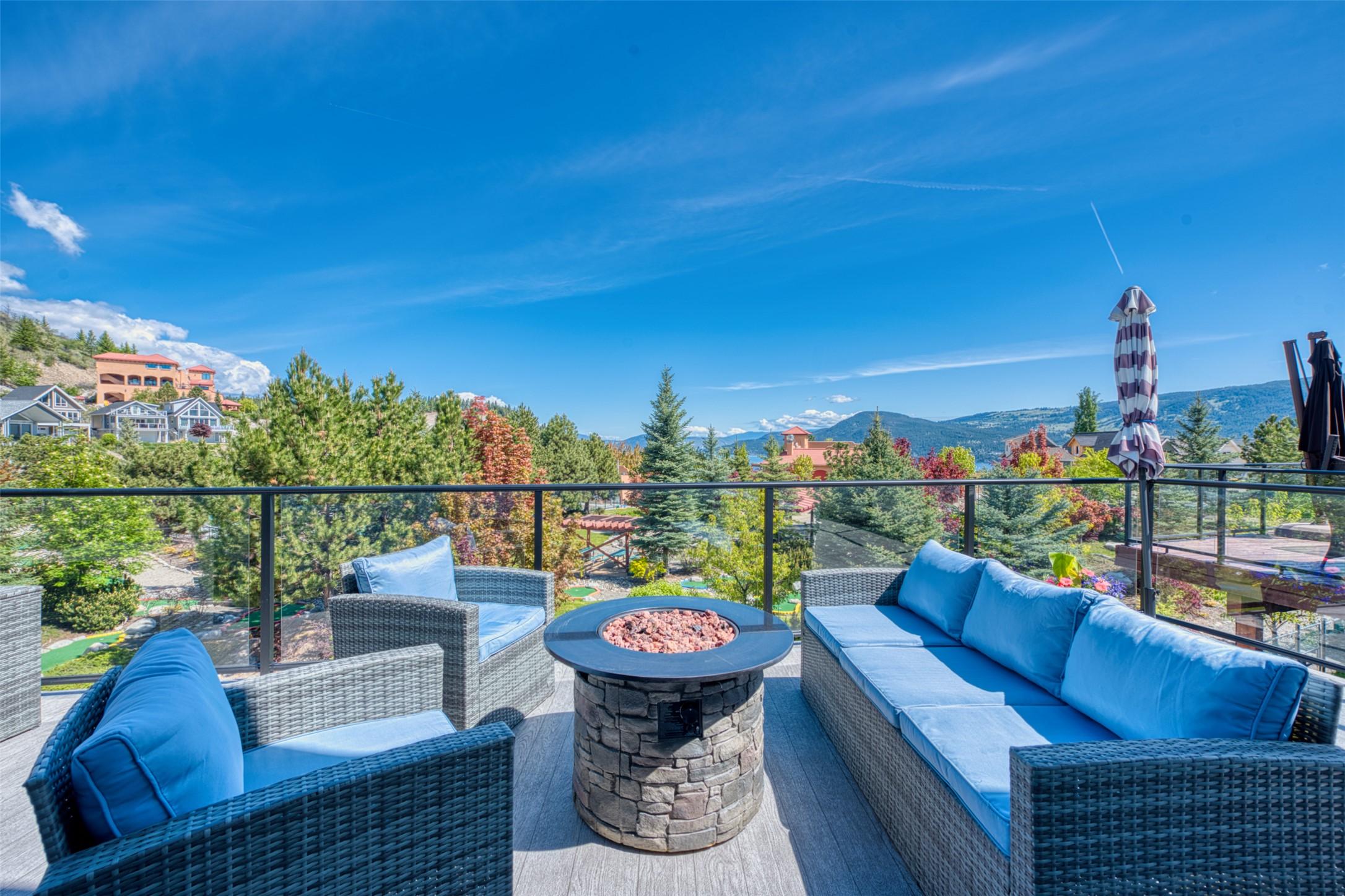348-6833 Madrid Way, Kelowna, BC - Outdoor With View