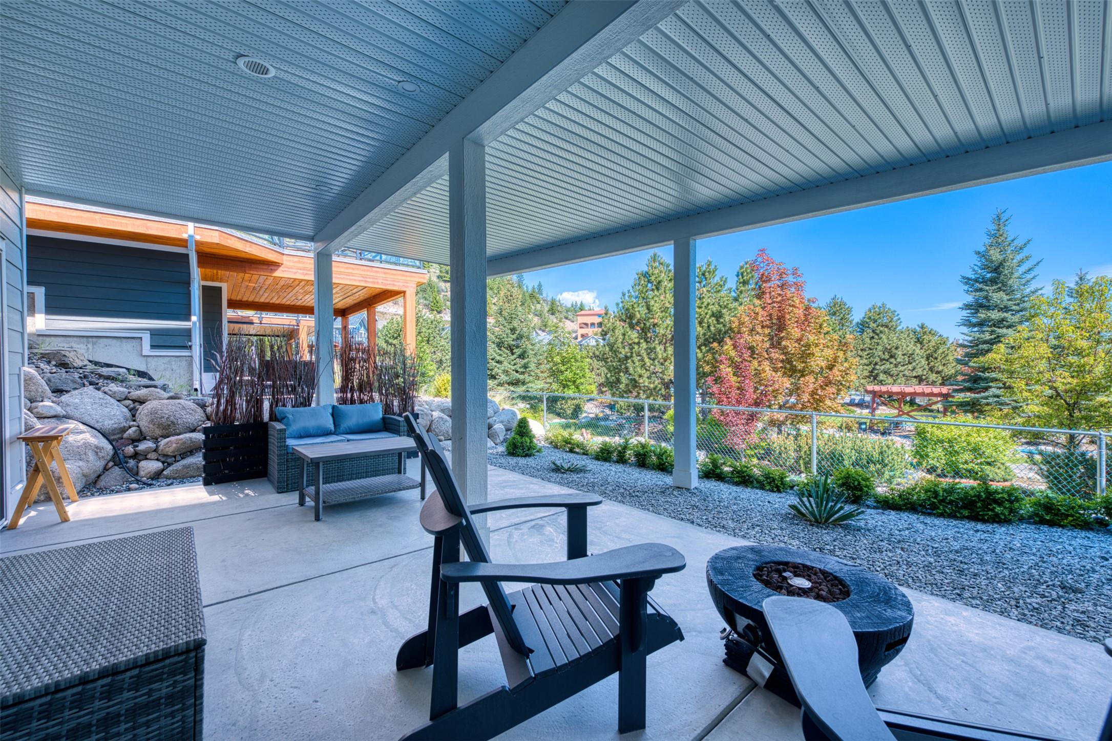 348-6833 Madrid Way, Kelowna, BC - Outdoor With Deck Patio Veranda With Exterior