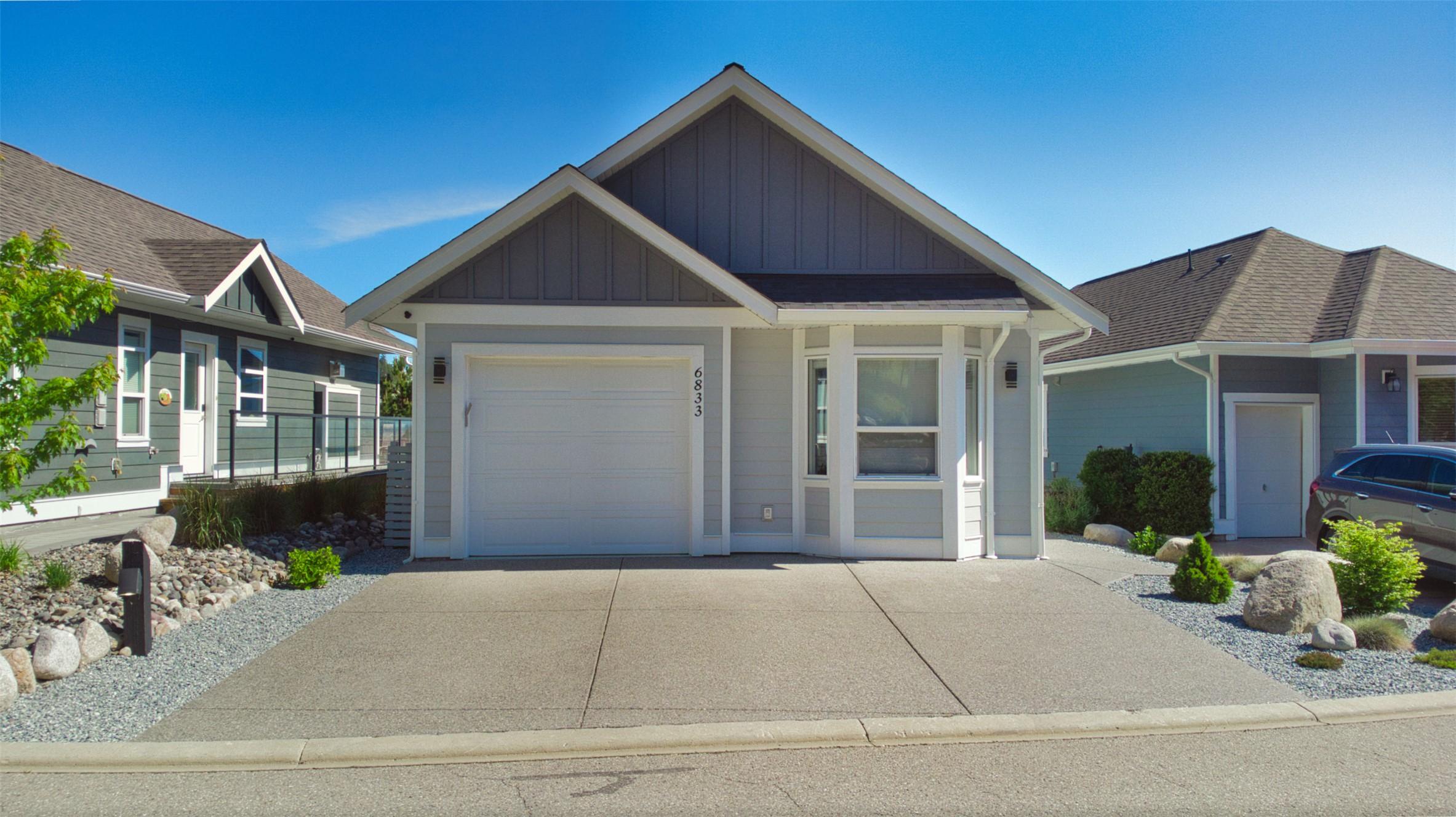 348-6833 Madrid Way, Kelowna, BC - Outdoor With Facade