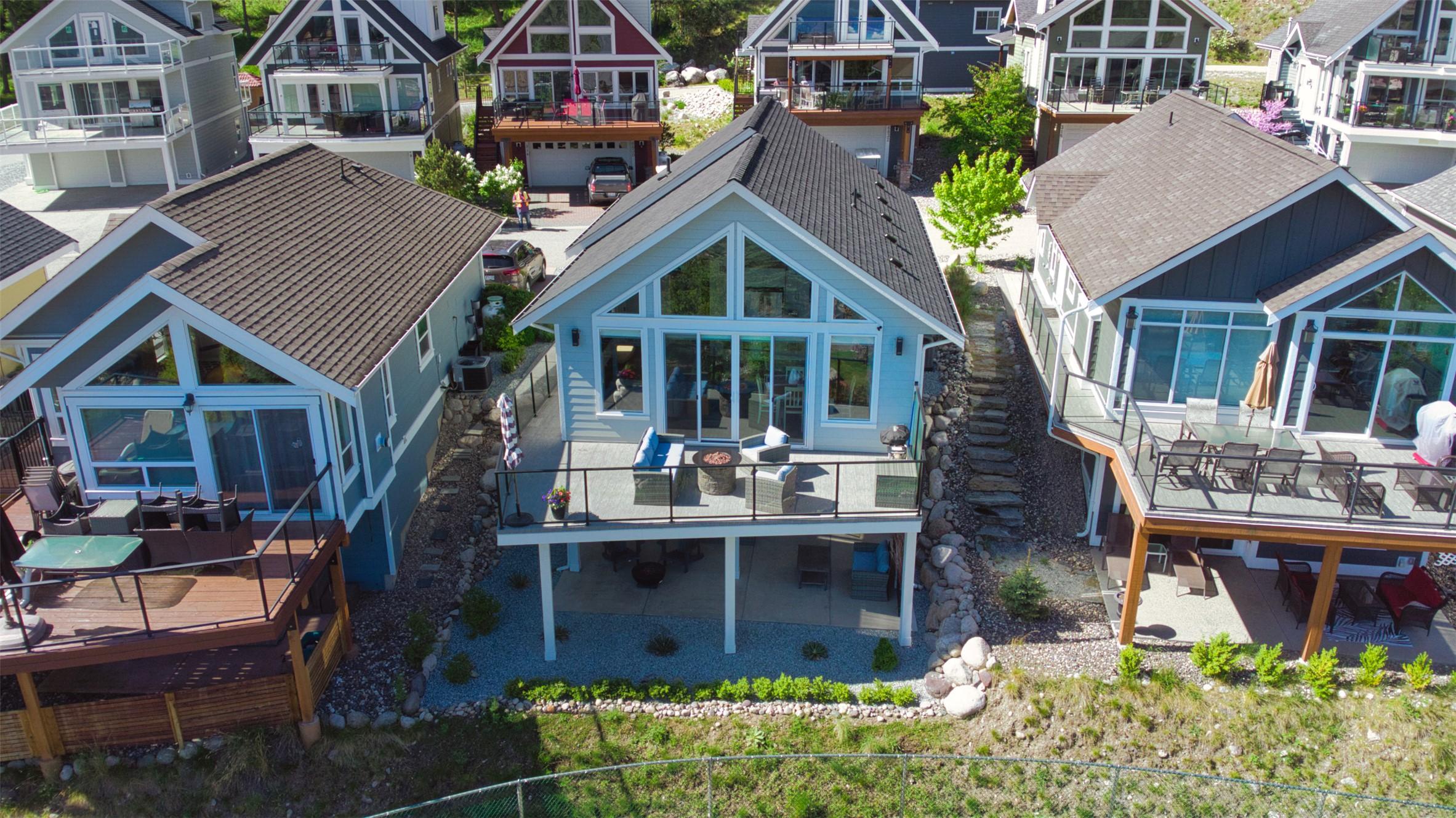 348-6833 Madrid Way, Kelowna, BC - Outdoor With Deck Patio Veranda With Facade