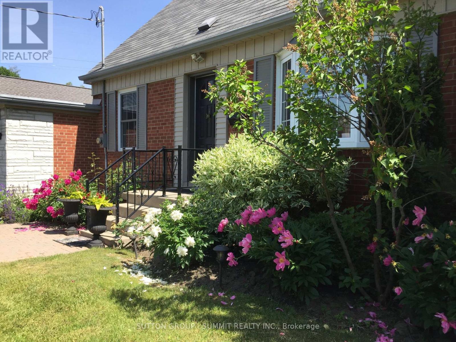 2225 Rambo Road, Mississauga, ON - Outdoor