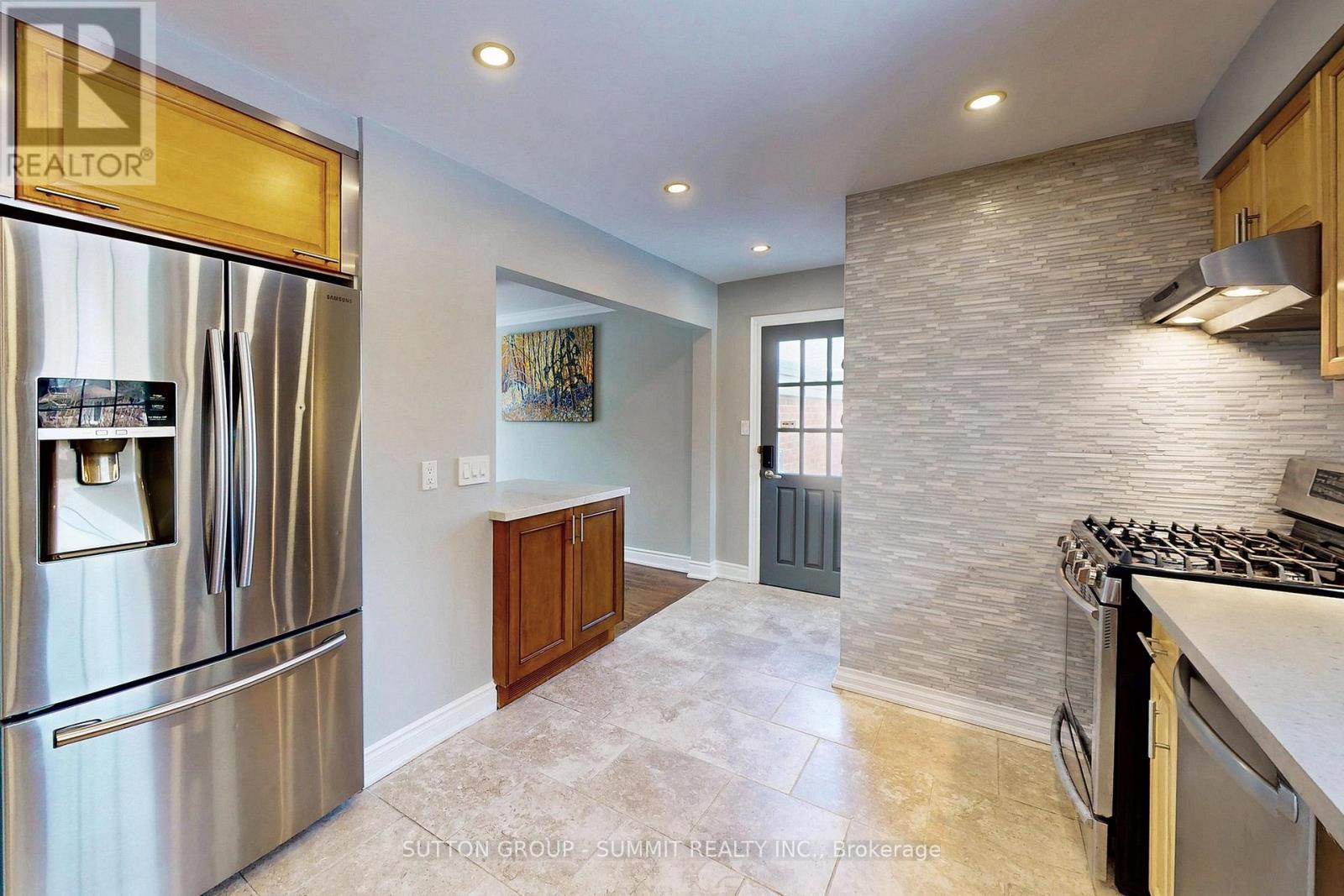2225 Rambo Road, Mississauga, ON - Indoor Photo Showing Kitchen