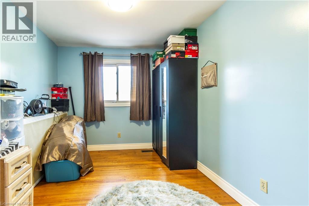 404 Queenston Road, Hamilton, ON - Indoor