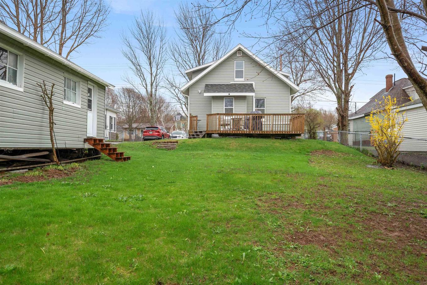 21 6Th Street, Trenton, NS