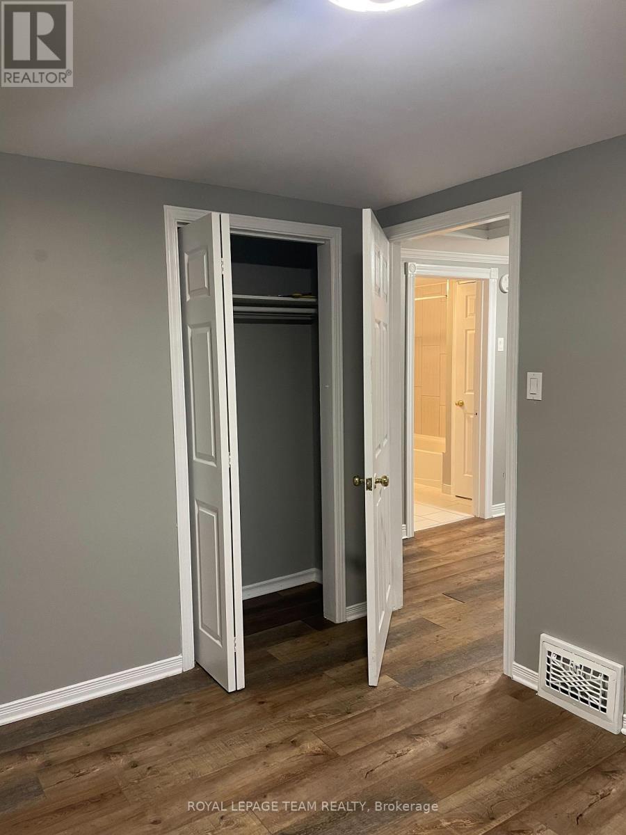 1297 Kitchener Avenue, Ottawa, ON - Indoor Photo Showing Other Room