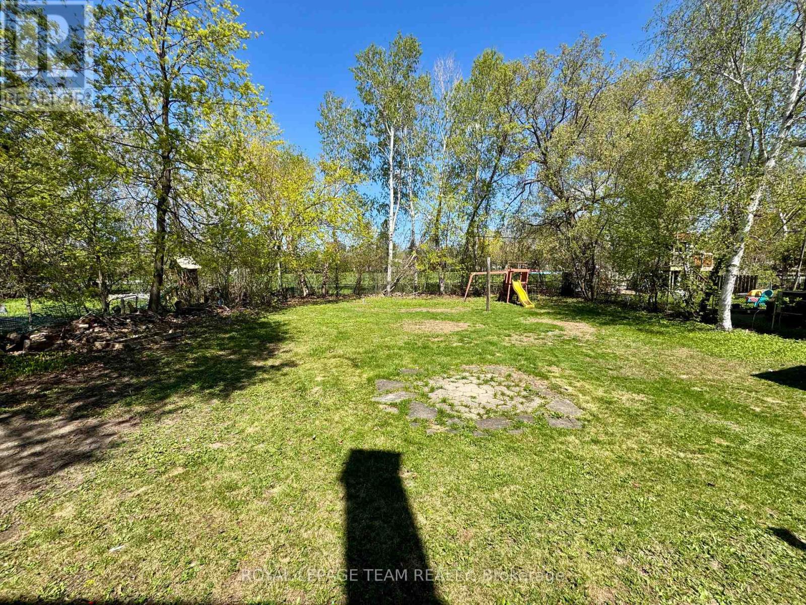 1297 Kitchener Avenue, Ottawa, ON - Outdoor