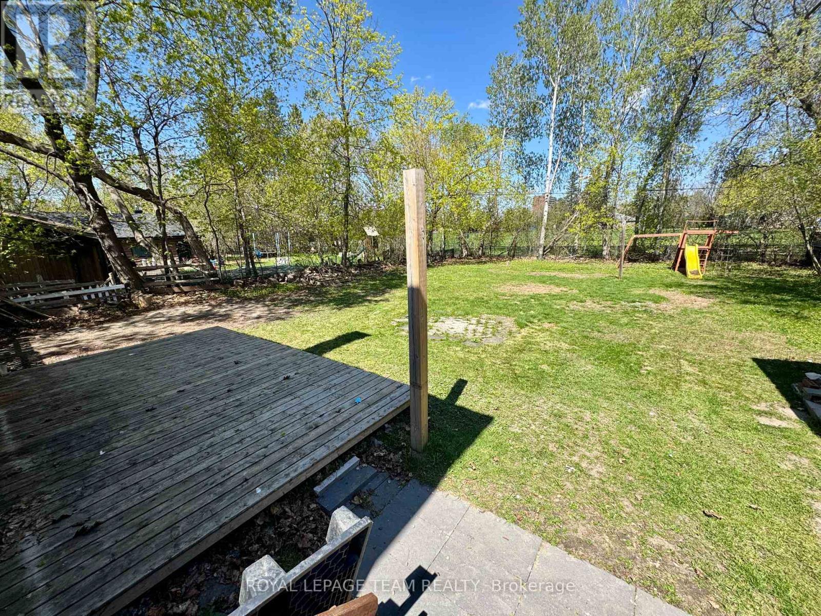 1297 Kitchener Avenue, Ottawa, ON - Outdoor