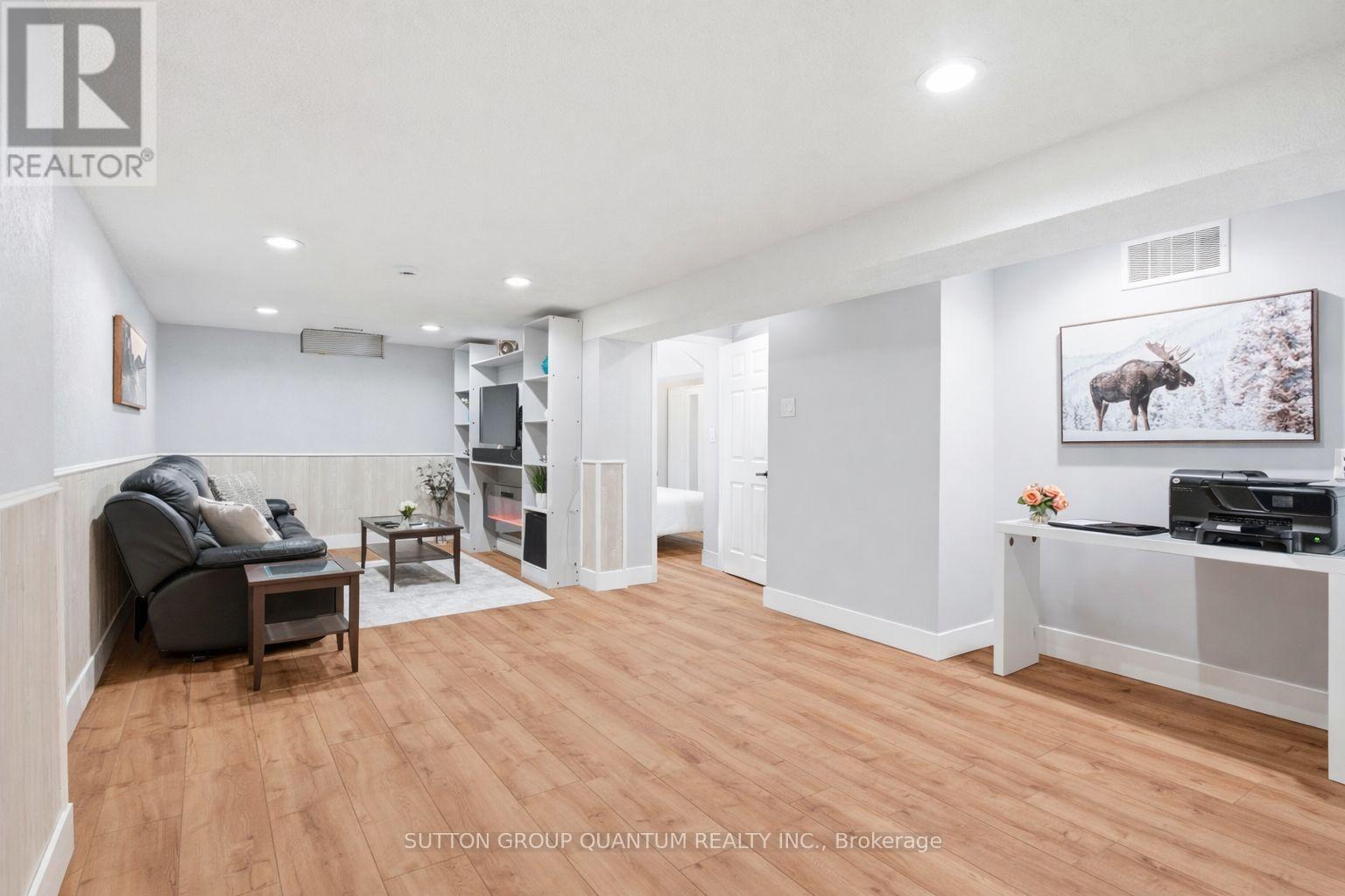 3403 Chartrand Crescent, Mississauga, ON - Indoor