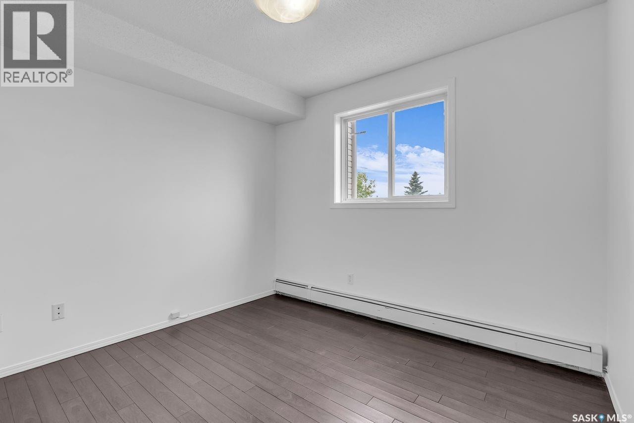 103 303 Lowe Road, Saskatoon, SK - Indoor Photo Showing Other Room