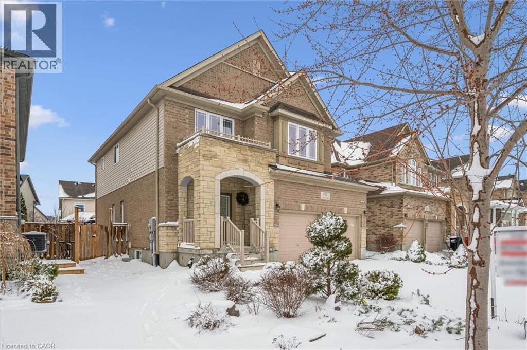 130 Coopershawk Street, Kitchener, ON - Outdoor