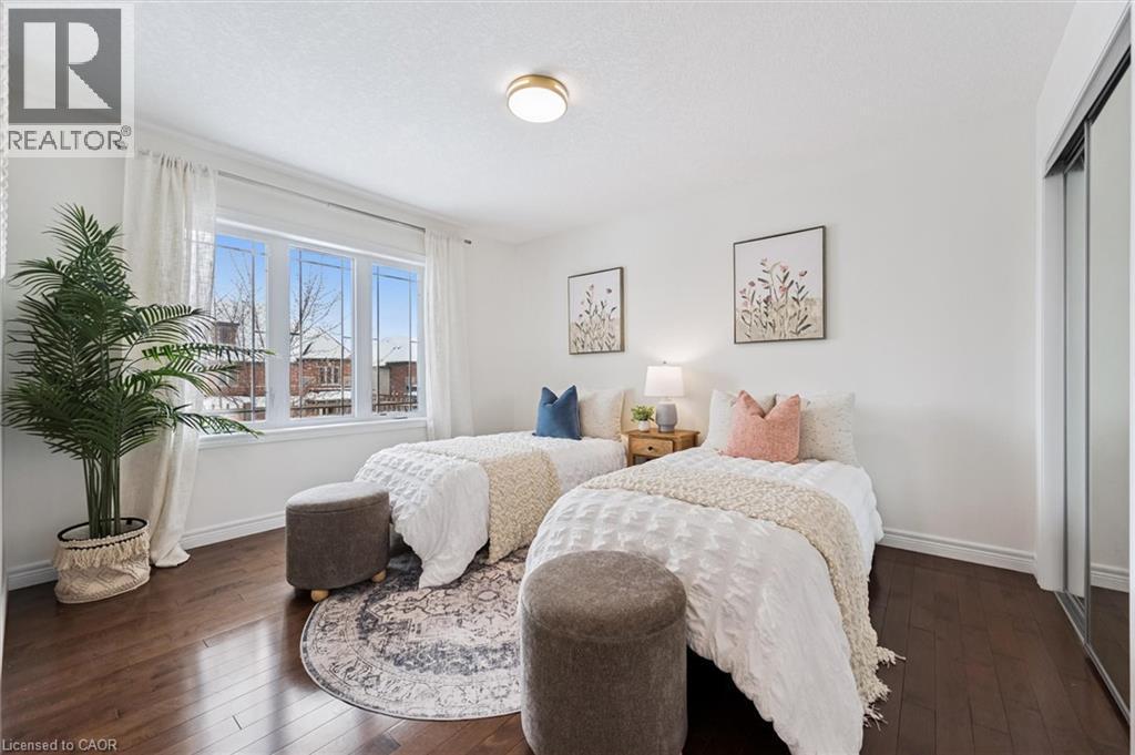 130 Coopershawk Street, Kitchener, ON - Indoor Photo Showing Bedroom