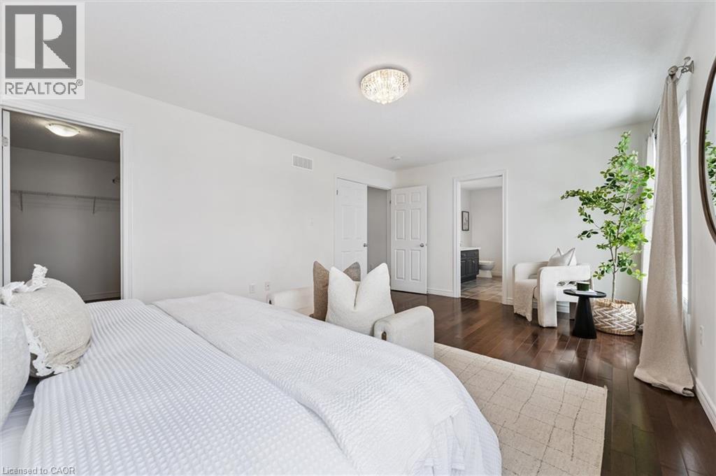 130 Coopershawk Street, Kitchener, ON - Indoor Photo Showing Bedroom