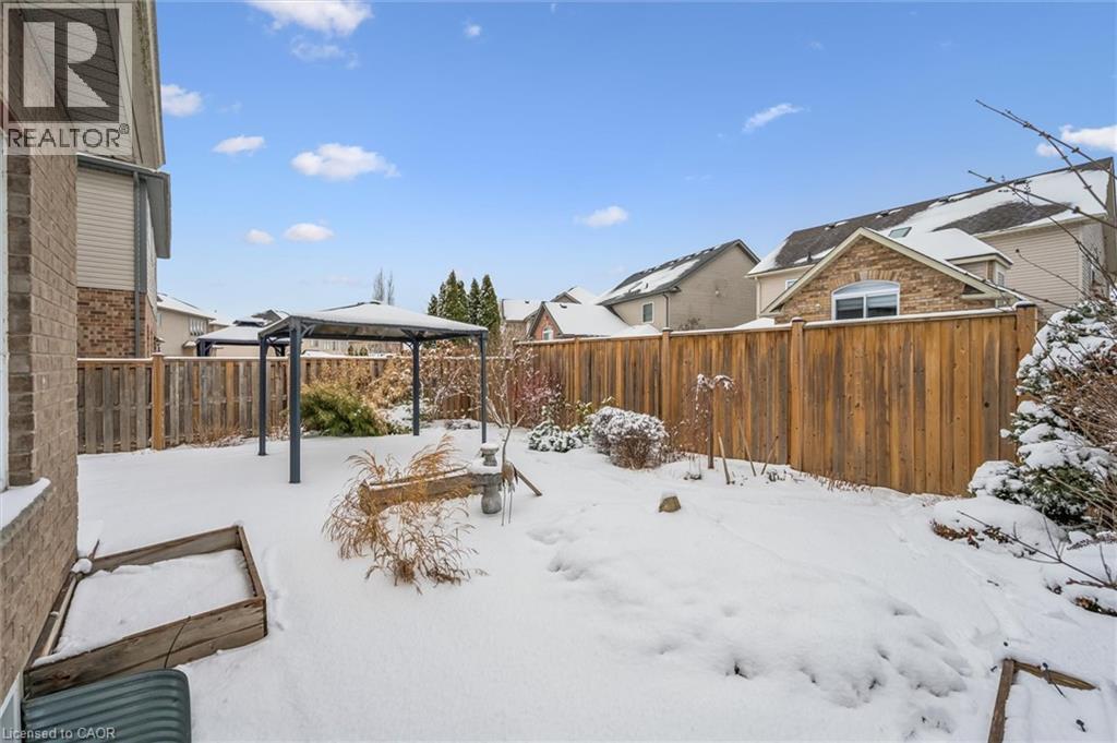 130 Coopershawk Street, Kitchener, ON - Outdoor