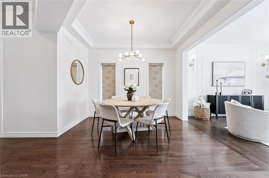 130 Coopershawk Street, Kitchener, ON - Indoor Photo Showing Dining Room