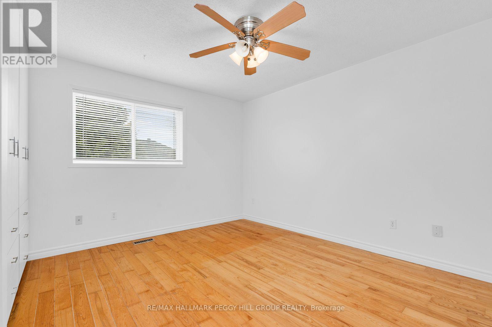 Upper - 69 Moir Crescent, Barrie, ON - Indoor Photo Showing Other Room