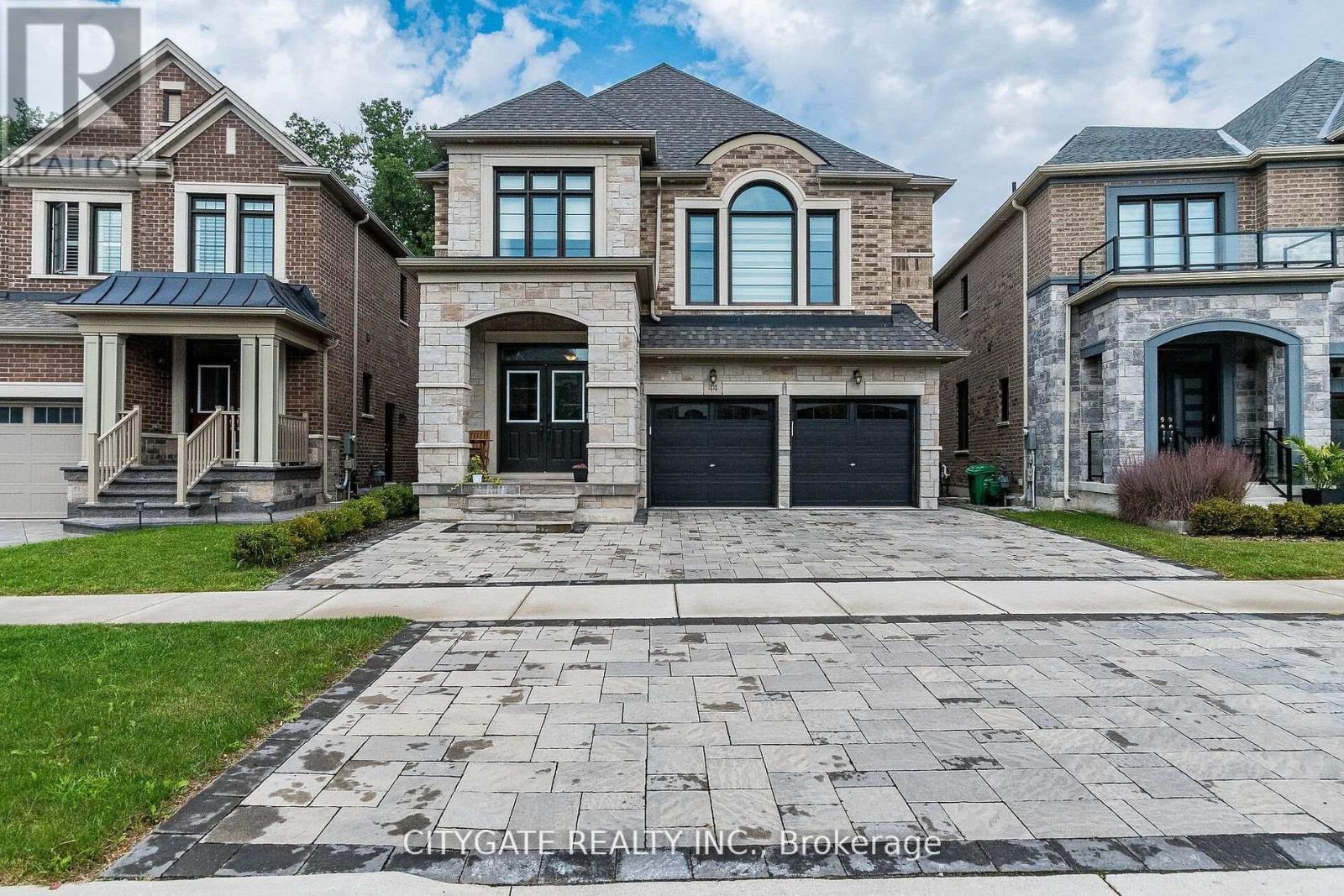 44 Elysian Fields Circle, Brampton, ON - Outdoor With Facade