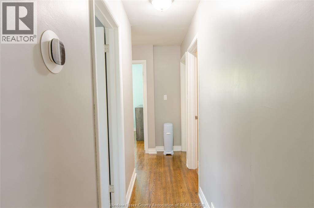 1077 Fairview, Windsor, ON - Indoor Photo Showing Other Room