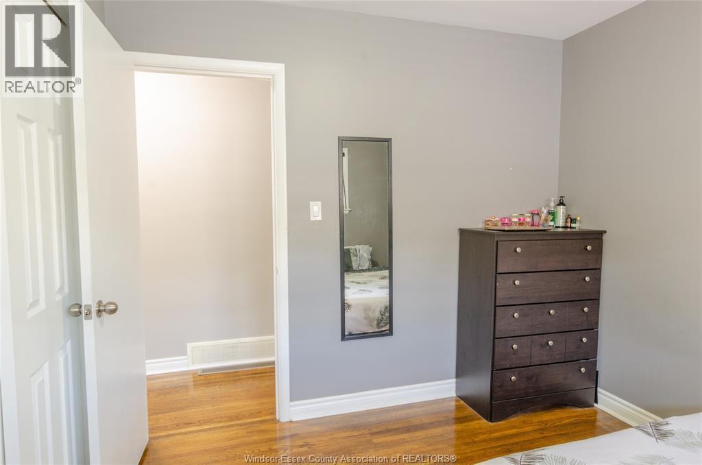 1077 Fairview, Windsor, ON - Indoor Photo Showing Other Room
