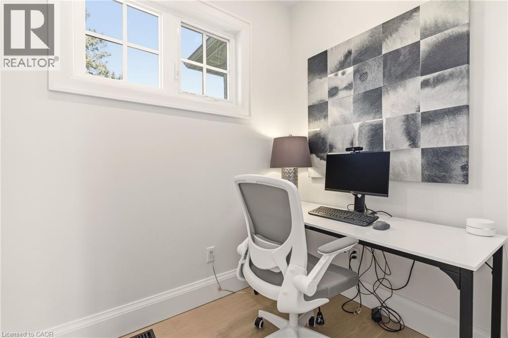940 Gorton Avenue, Burlington, ON - Indoor Photo Showing Office