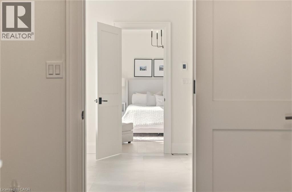 940 Gorton Avenue, Burlington, ON - Indoor Photo Showing Other Room