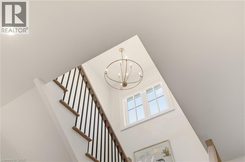 940 Gorton Avenue, Burlington, ON - Indoor Photo Showing Other Room