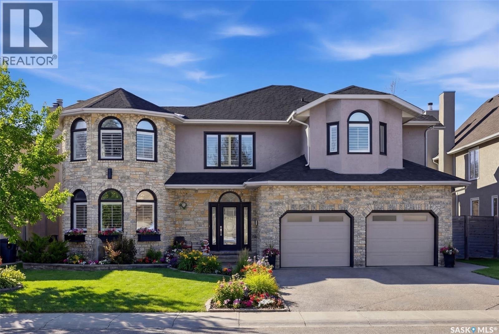 3606 Selinger Crescent, Regina, SK - Outdoor With Facade